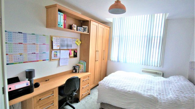 2 Wheatsheaf Apartments, City Centre