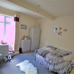 Ecclesall Road, Ecclesall - 355A