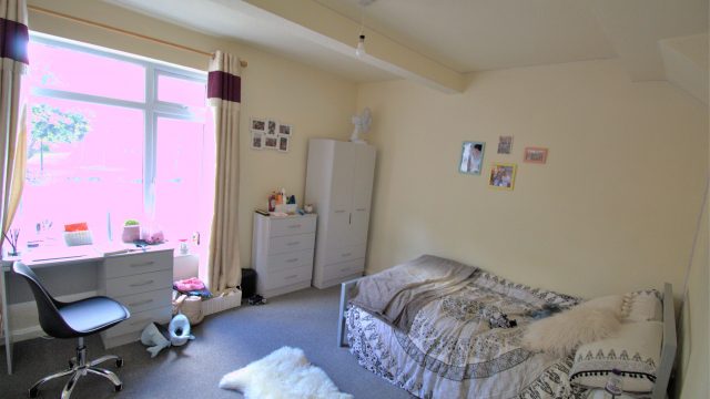 Ecclesall Road, Ecclesall - 355A