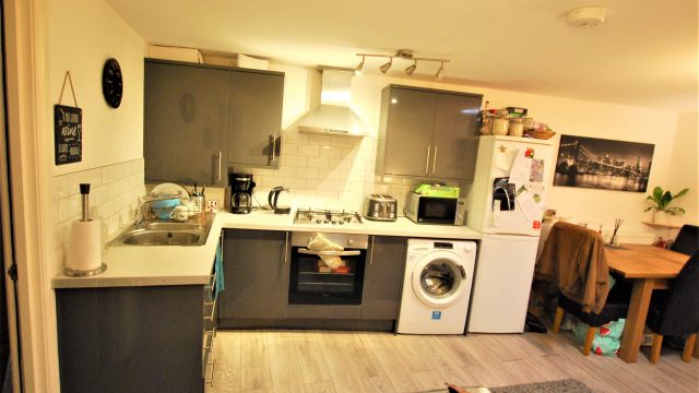 Flat E, 301 Upperthorpe